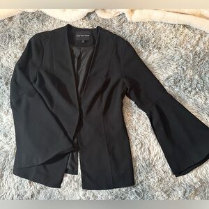 WHO WHAT WEAR bell sleeve blazer